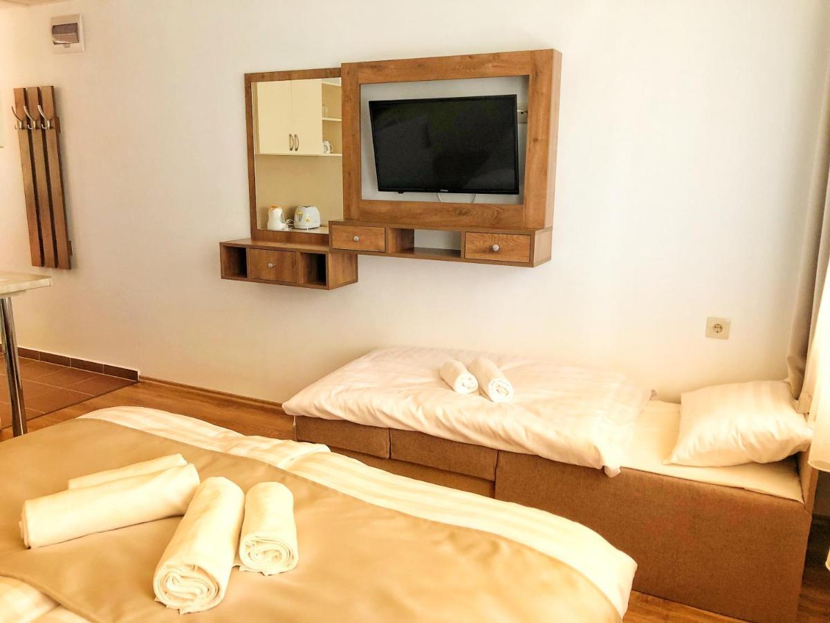 Boro Apartman Tiszafüred エクステリア 写真