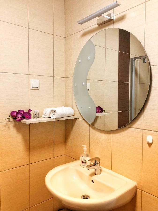 Boro Apartman Tiszafüred エクステリア 写真